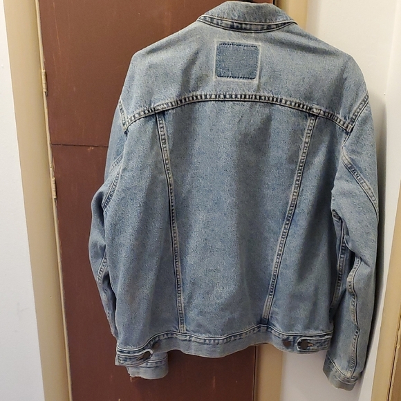 Levi's Light Blue Denim Jacket - Picture 4 of 10